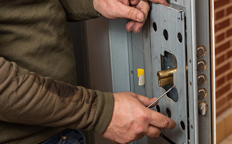  coffre fort ouverture de porte Thiais